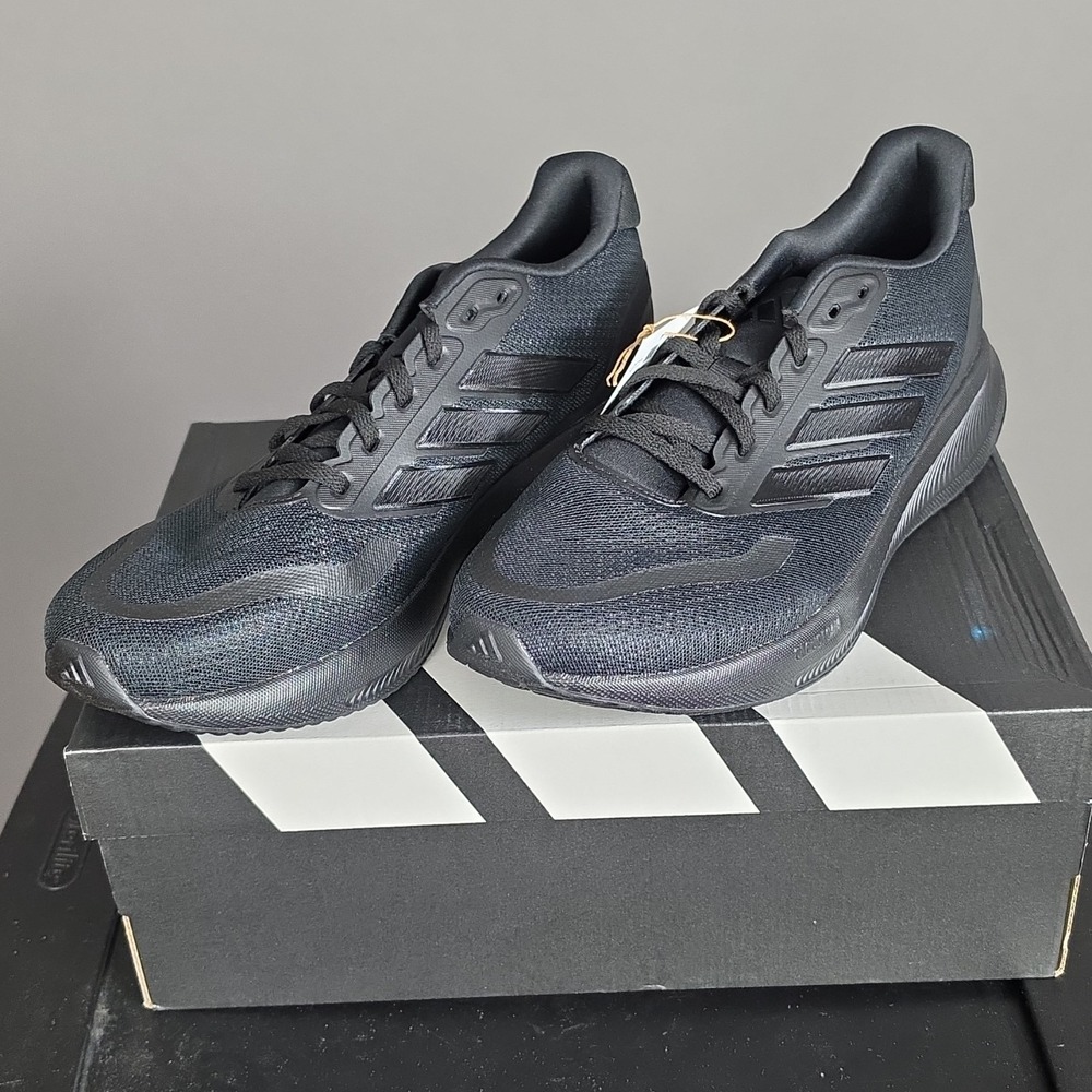 Adidas Runfalcon 5 Triple Black Mens Size 9 Running Shoes NIB